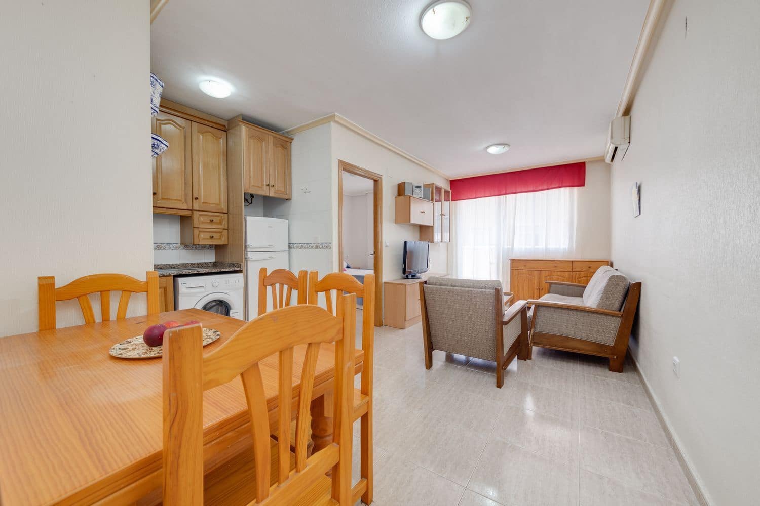 3 soverom Leilighet til salgs i Torrevieja med garasje - € 138 000 (Ref: 8402853)