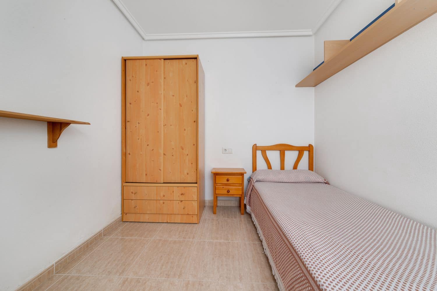 3 soverom Leilighet til salgs i Torrevieja med garasje - € 138 000 (Ref: 8402853)