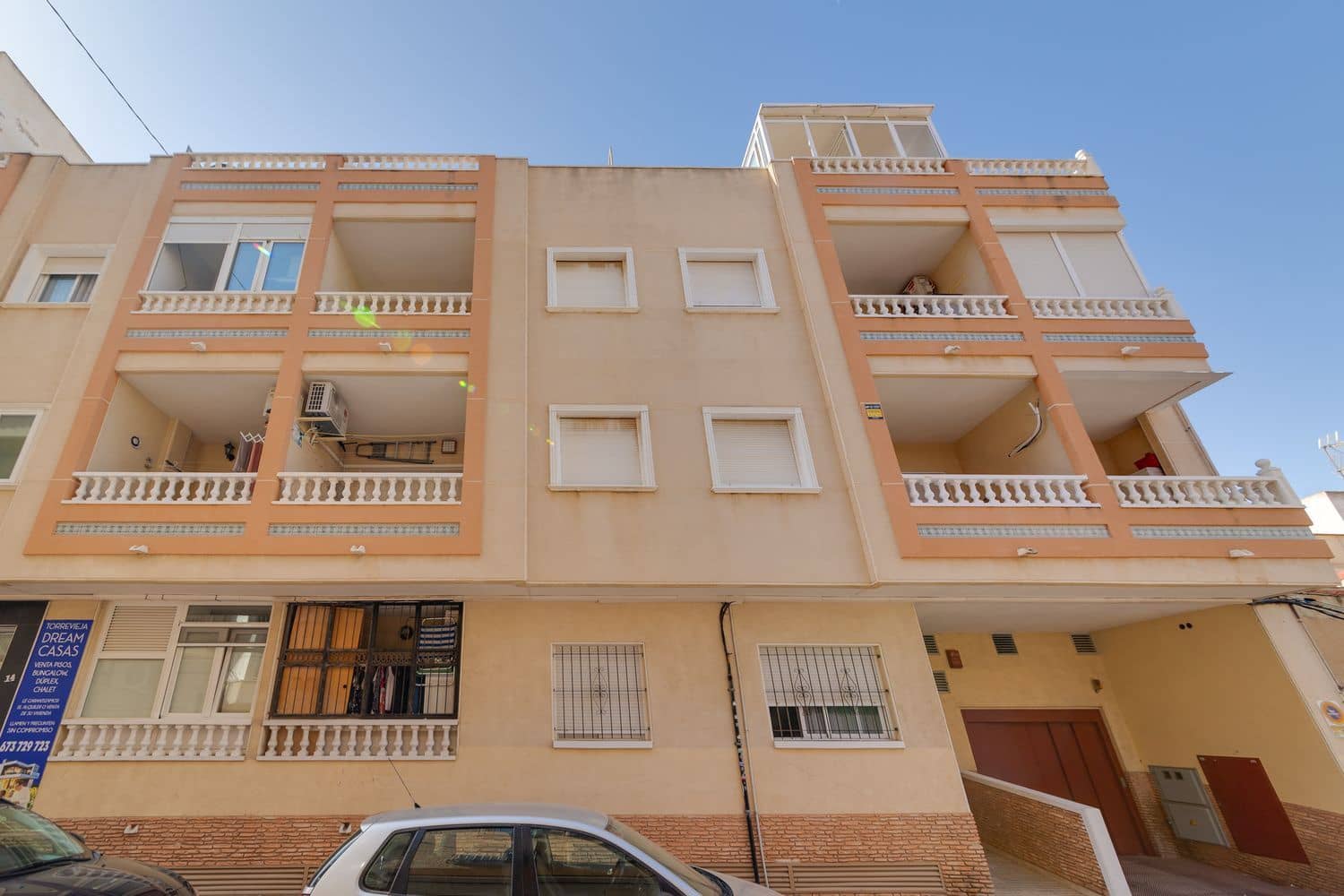 3 soverom Leilighet til salgs i Torrevieja med garasje - € 138 000 (Ref: 8402853)