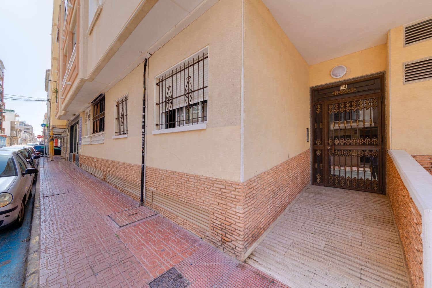 3 soverom Leilighet til salgs i Torrevieja med garasje - € 138 000 (Ref: 8402853)