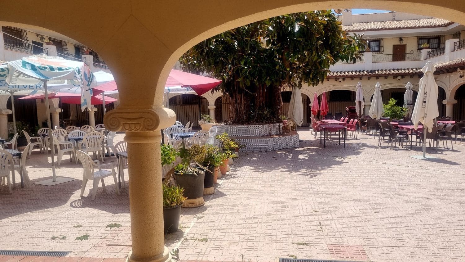 Kommersiell til salgs i El Campello - € 65 000 (Ref: 8459350)