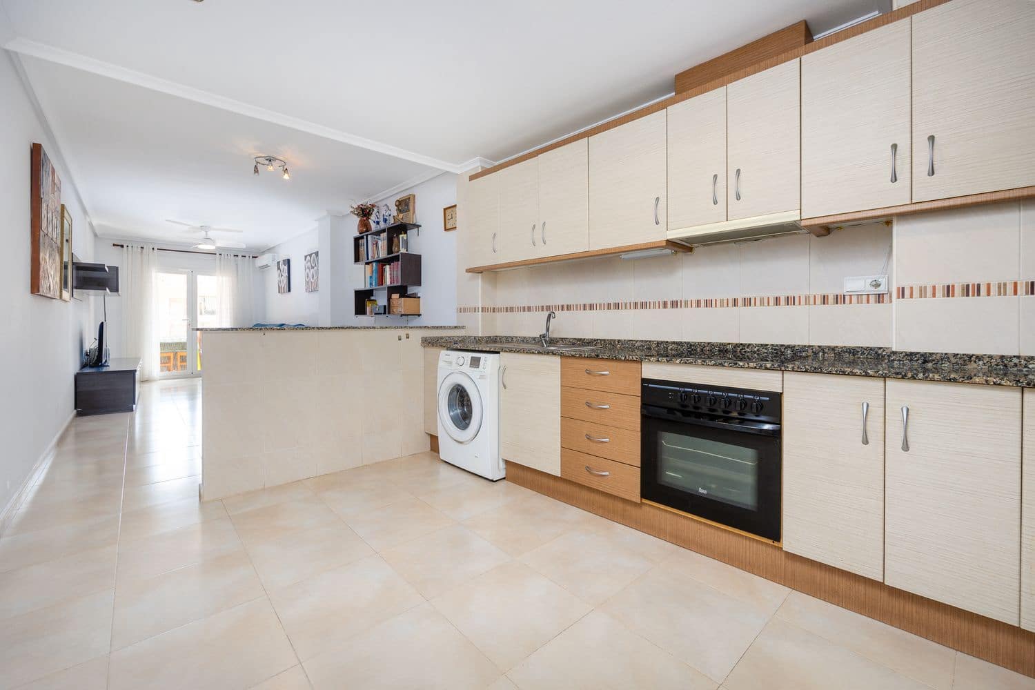 1 quarto Apartamento para venda em Torrevieja com garagem - 119 000 € (Ref: 8487114)