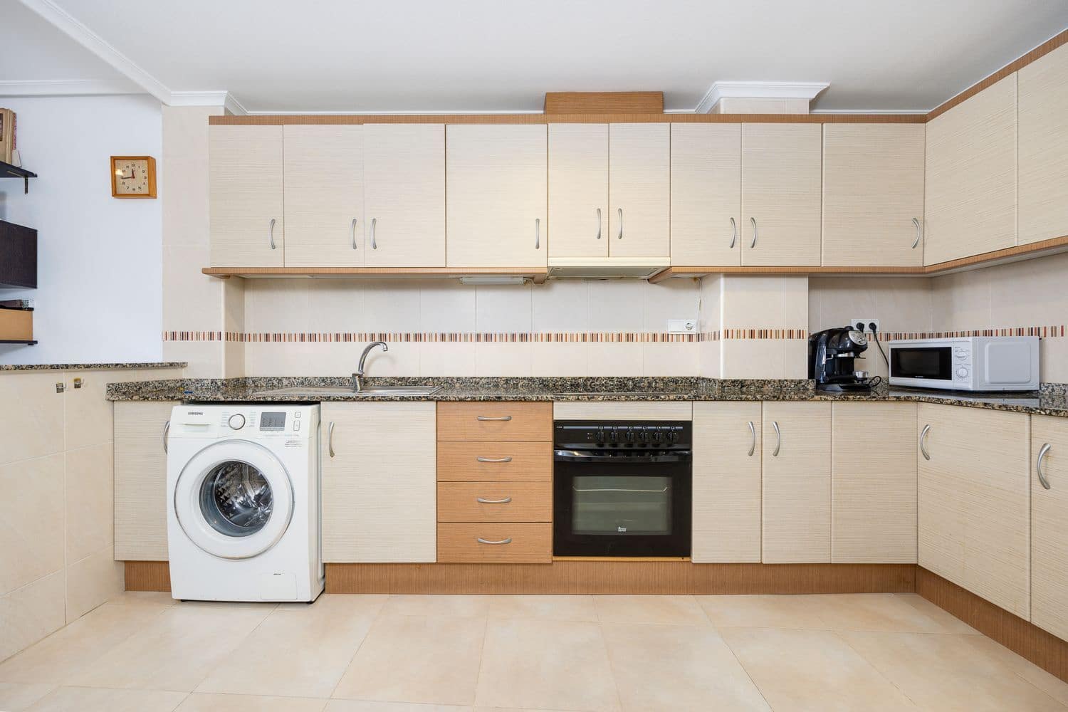 1 quarto Apartamento para venda em Torrevieja com garagem - 119 000 € (Ref: 8487114)