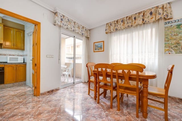 Apartamento de 2 habitaciones en Playa del Cura, Torrevieja en venta con garaje - 157.000 € (Ref: 8576246)