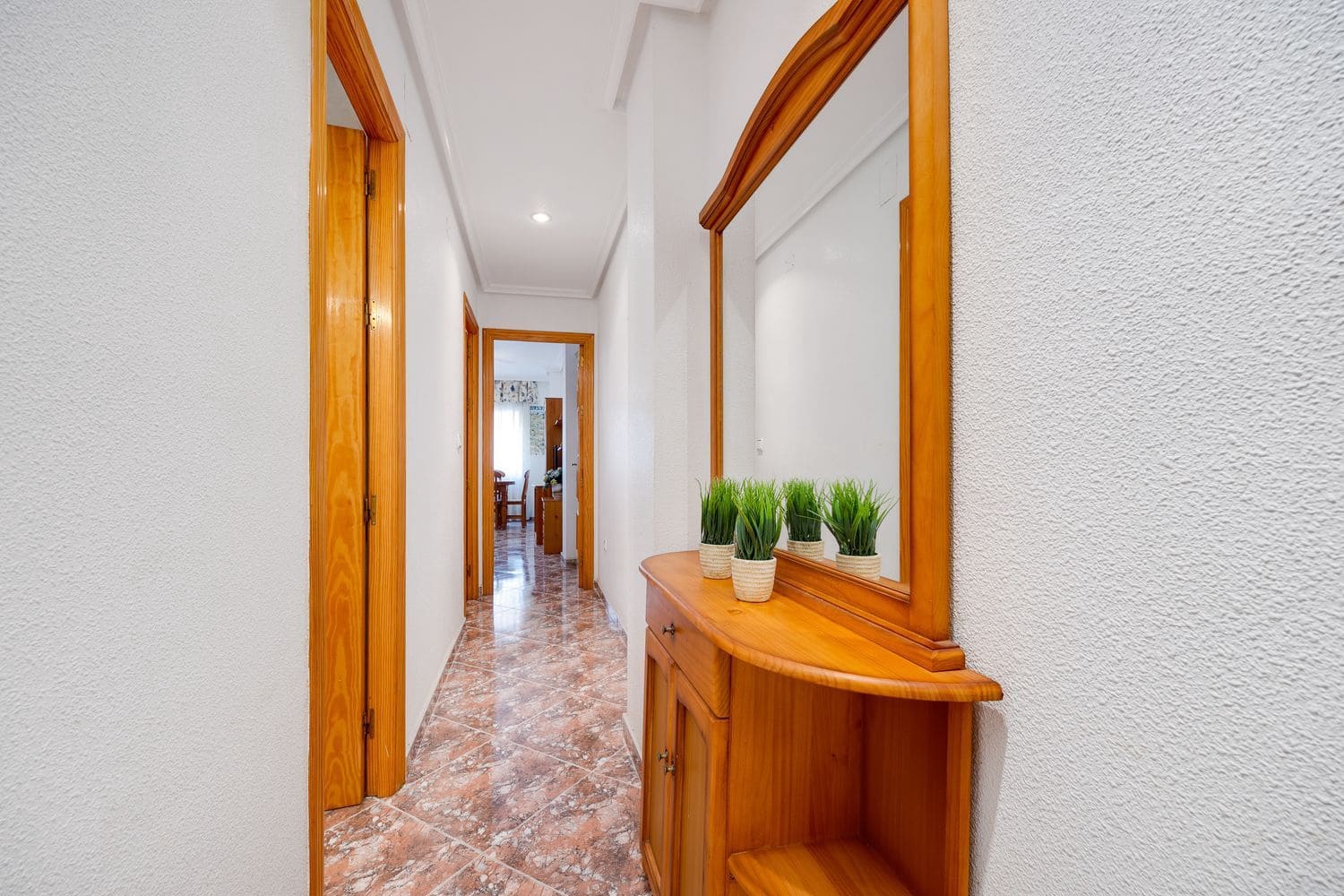 2 soveværelse Lejlighed til salg i Torrevieja med garage - € 157.000 (Ref: 8576246)