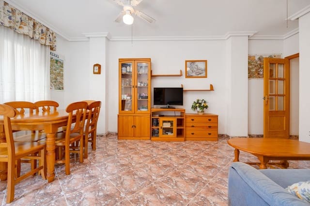 Apartamento de 2 habitaciones en Playa del Cura, Torrevieja en venta con garaje - 157.000 € (Ref: 8576246)