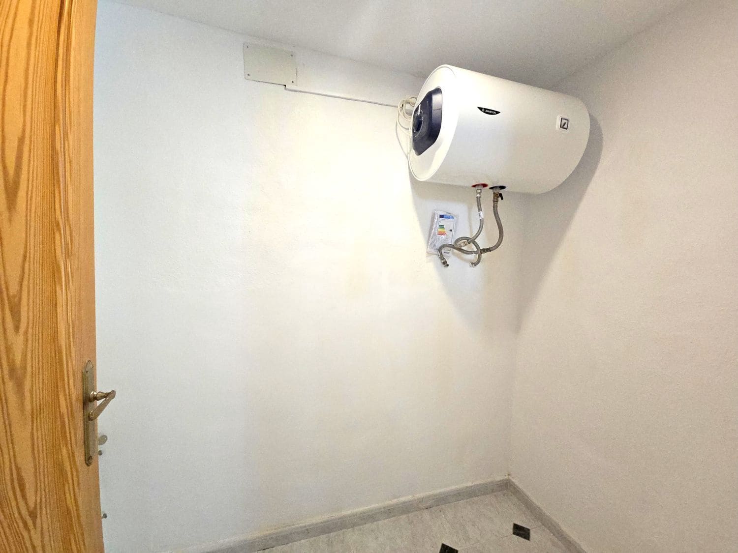 4 soveværelse Byhus til salg i Banyeres de Mariola med swimmingpool - € 184.000 (Ref: 8664958)