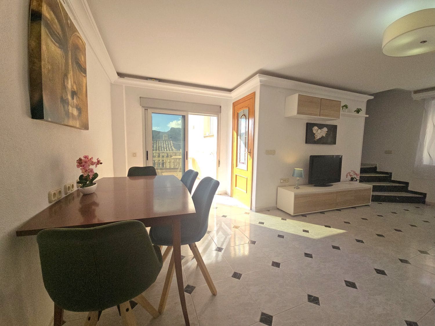 4 soveværelse Byhus til salg i Banyeres de Mariola med swimmingpool - € 184.000 (Ref: 8664958)