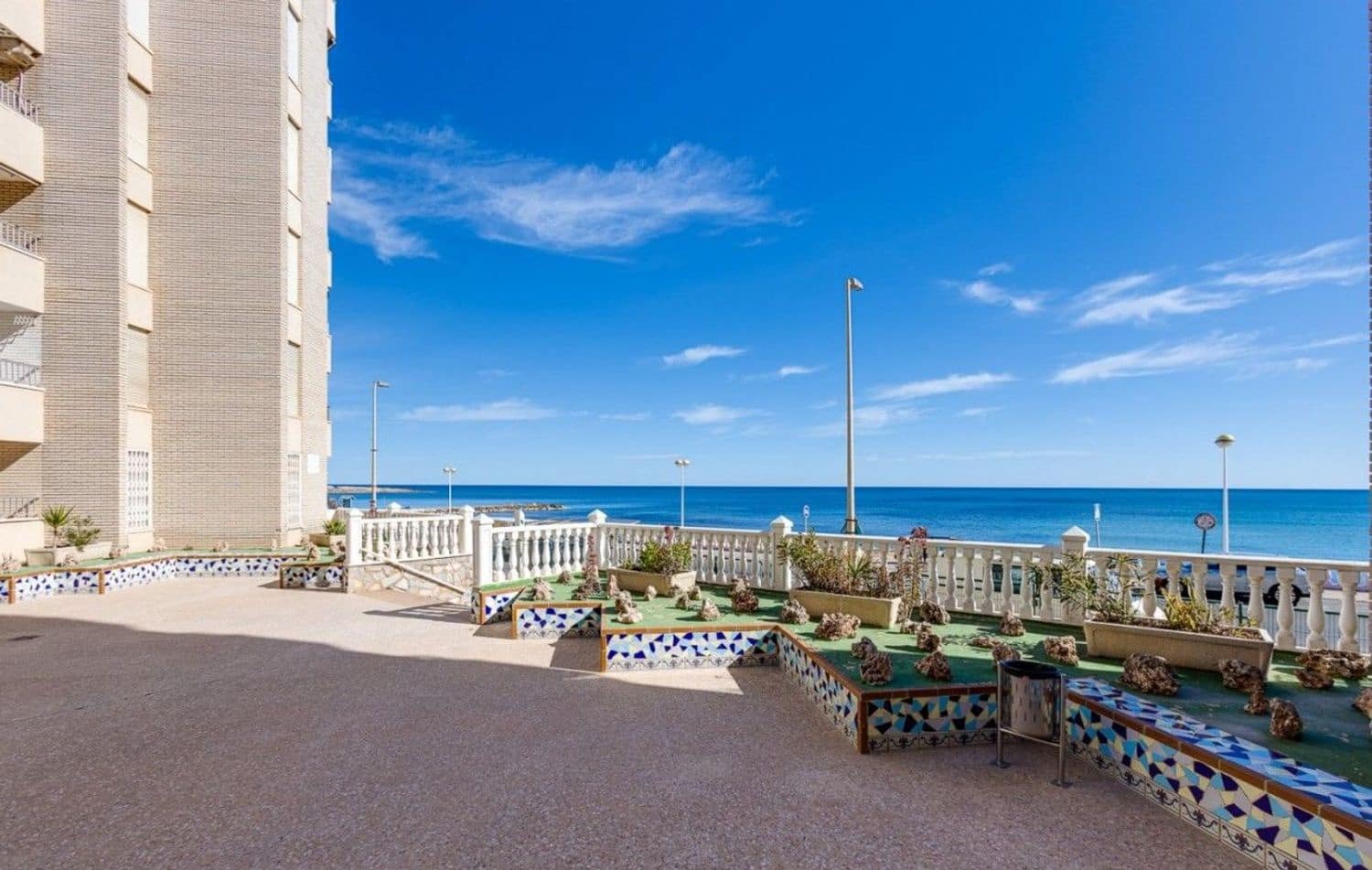 Appartamento in vendita in Torrevieja con garage - 135.000 € (Rif: 8789052)