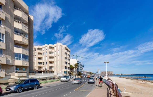 Huoneisto myytävänä paikassa Playa de los Locos, Torrevieja mukana 
autotalli - 135 000 € (Ref: 8789052)