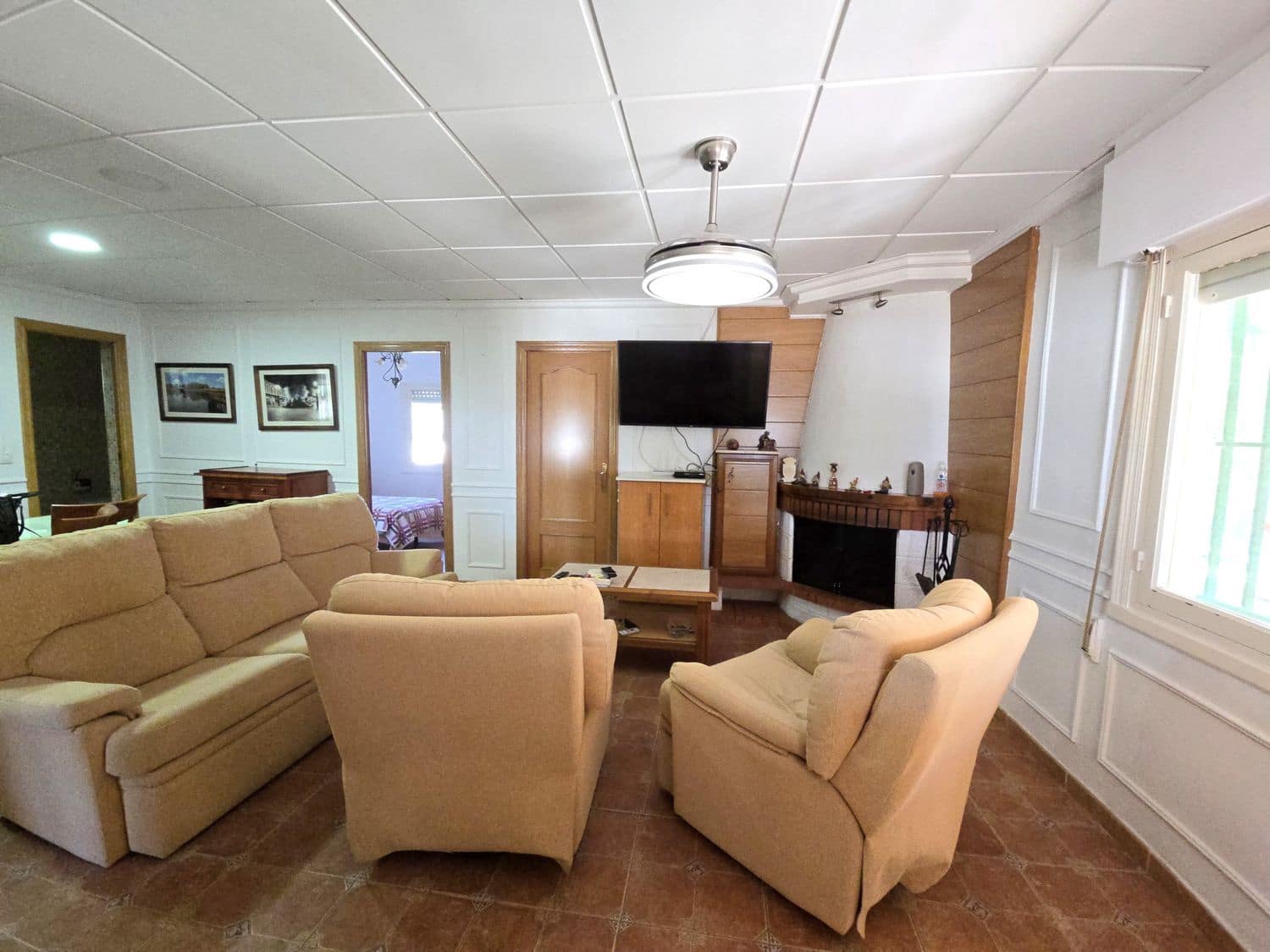 4 sypialnia Finka/Dom wiejski na sprzedaż w La Alcoraya z basenem garażem - 280 000 € (Ref: 8800533)