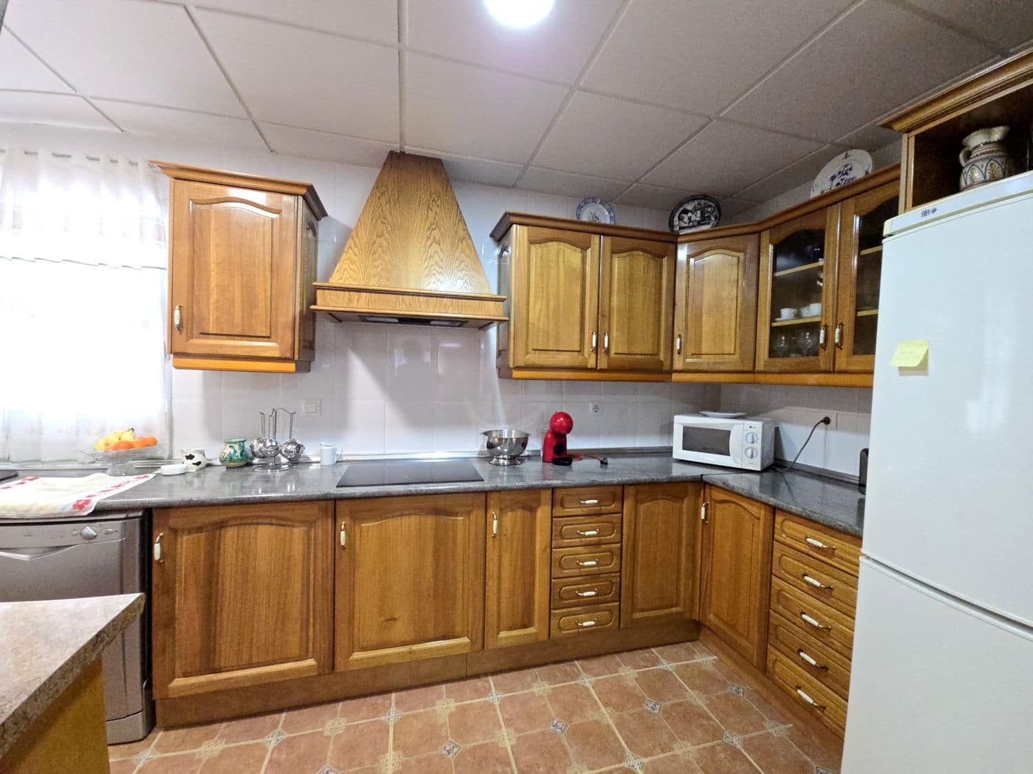 4 sypialnia Finka/Dom wiejski na sprzedaż w La Alcoraya z basenem garażem - 280 000 € (Ref: 8800533)