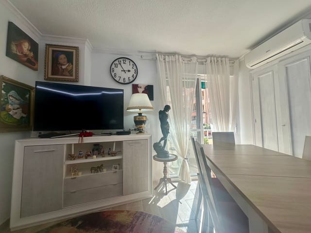 3 quarto Apartamento para venda em Playa del Cura, Torrevieja com garagem - 155 000 € (Ref: 8842969)