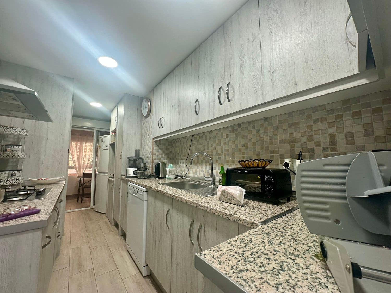 3 slaapkamer Appartement te koop in Torrevieja met garage - € 155.000 (Ref: 8842969)