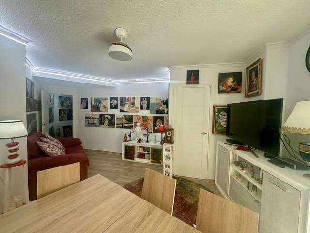 3 quarto Apartamento para venda em Playa del Cura, Torrevieja com garagem - 155 000 € (Ref: 8842969)