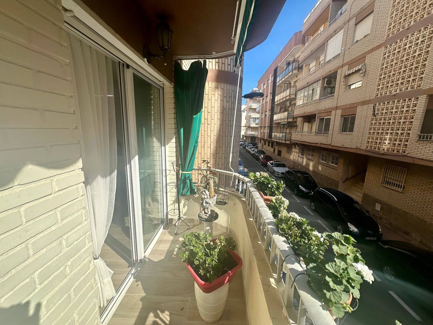 3 slaapkamer Appartement te koop in Torrevieja met garage - € 155.000 (Ref: 8842969)