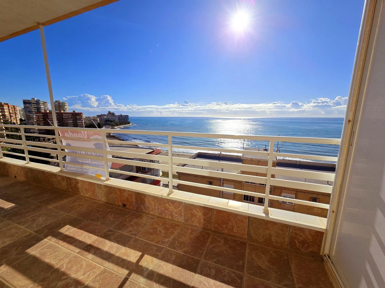 2 bedroom Apartment for sale in Playa de Muchavista with garage - € 390,000 (Ref: 8862119)