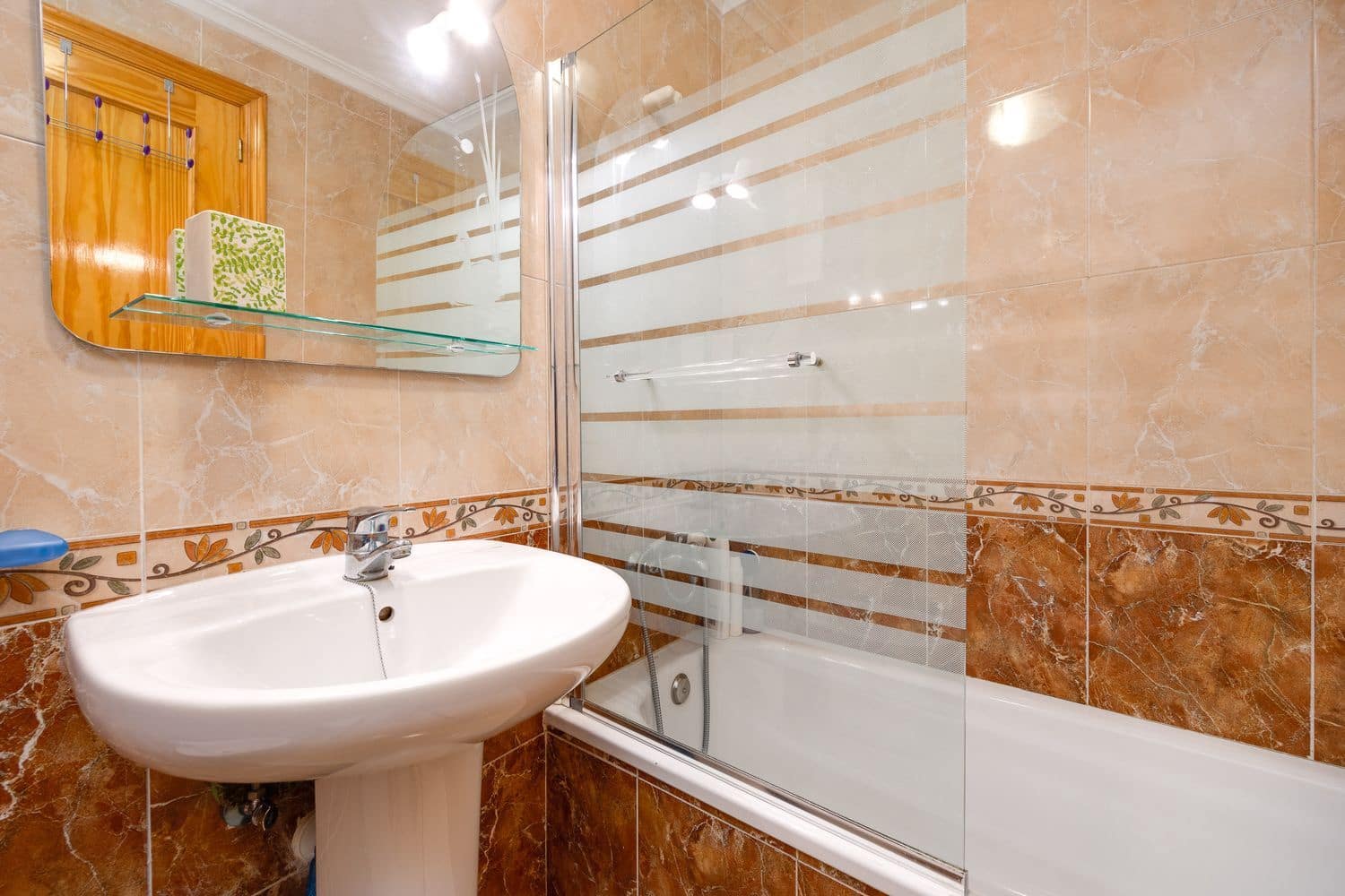 2 slaapkamer Appartement te koop in Torrevieja met zwembad garage - € 119.900 (Ref: 8901971)