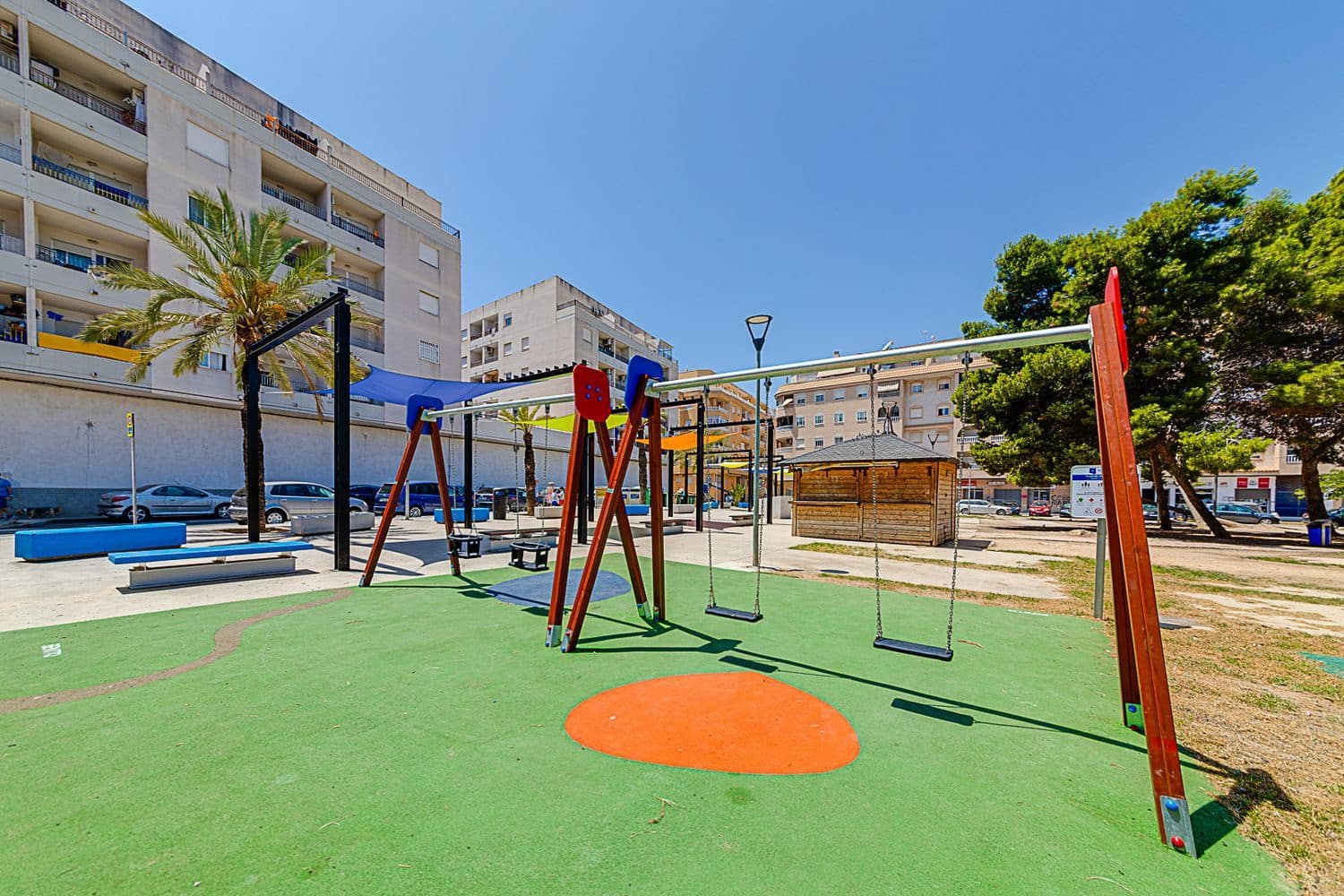 2 slaapkamer Appartement te koop in Torrevieja met zwembad garage - € 119.900 (Ref: 8901971)