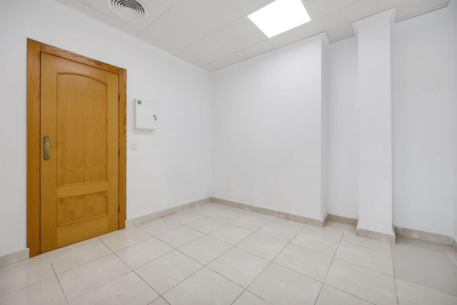 Bedrijf te koop in Torrevieja - € 350.000 (Ref: 8902948)