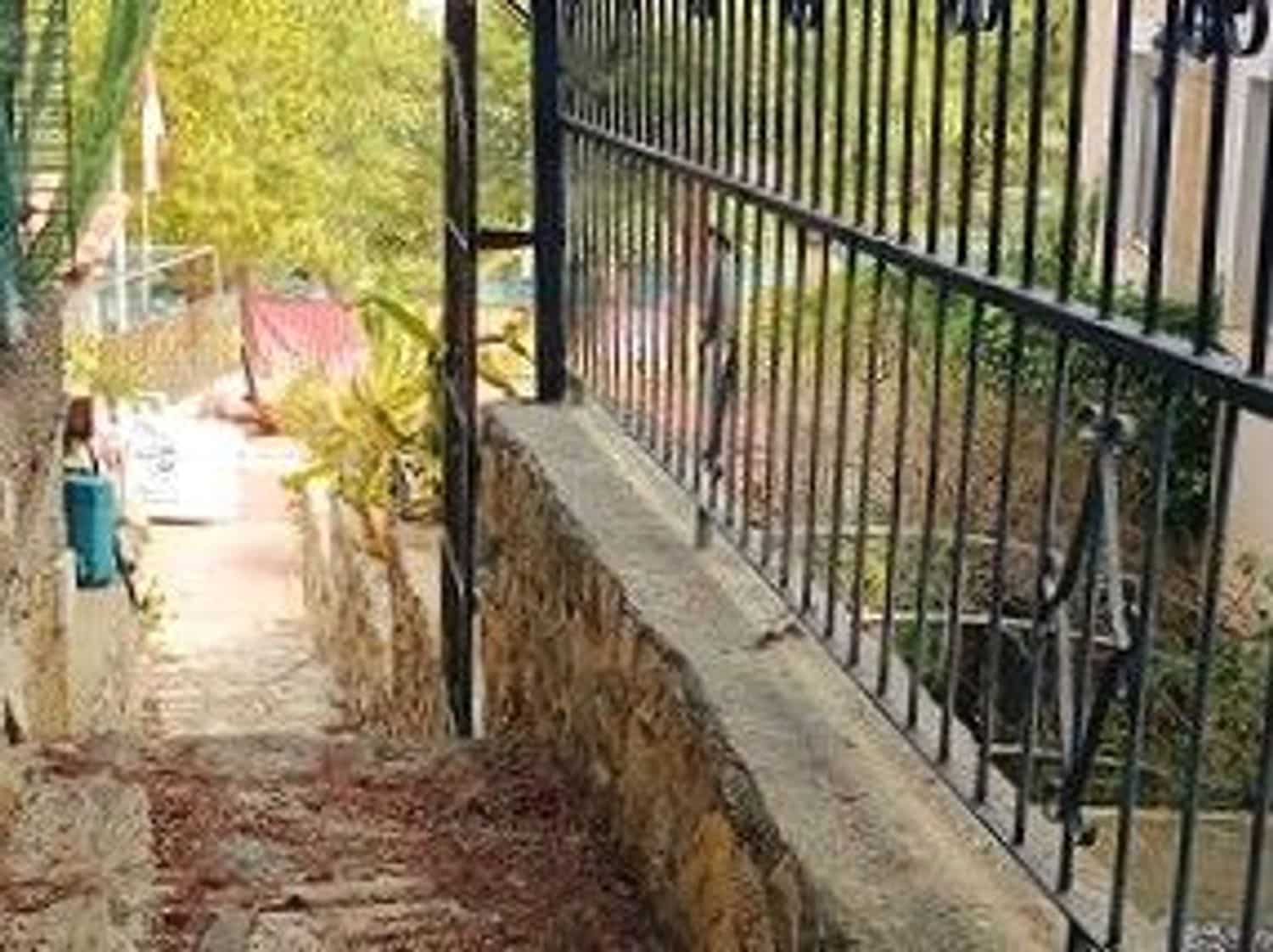 4 soverom Villa til salgs i El Campello med svømmebasseng garasje - € 840 000 (Ref: 8925471)