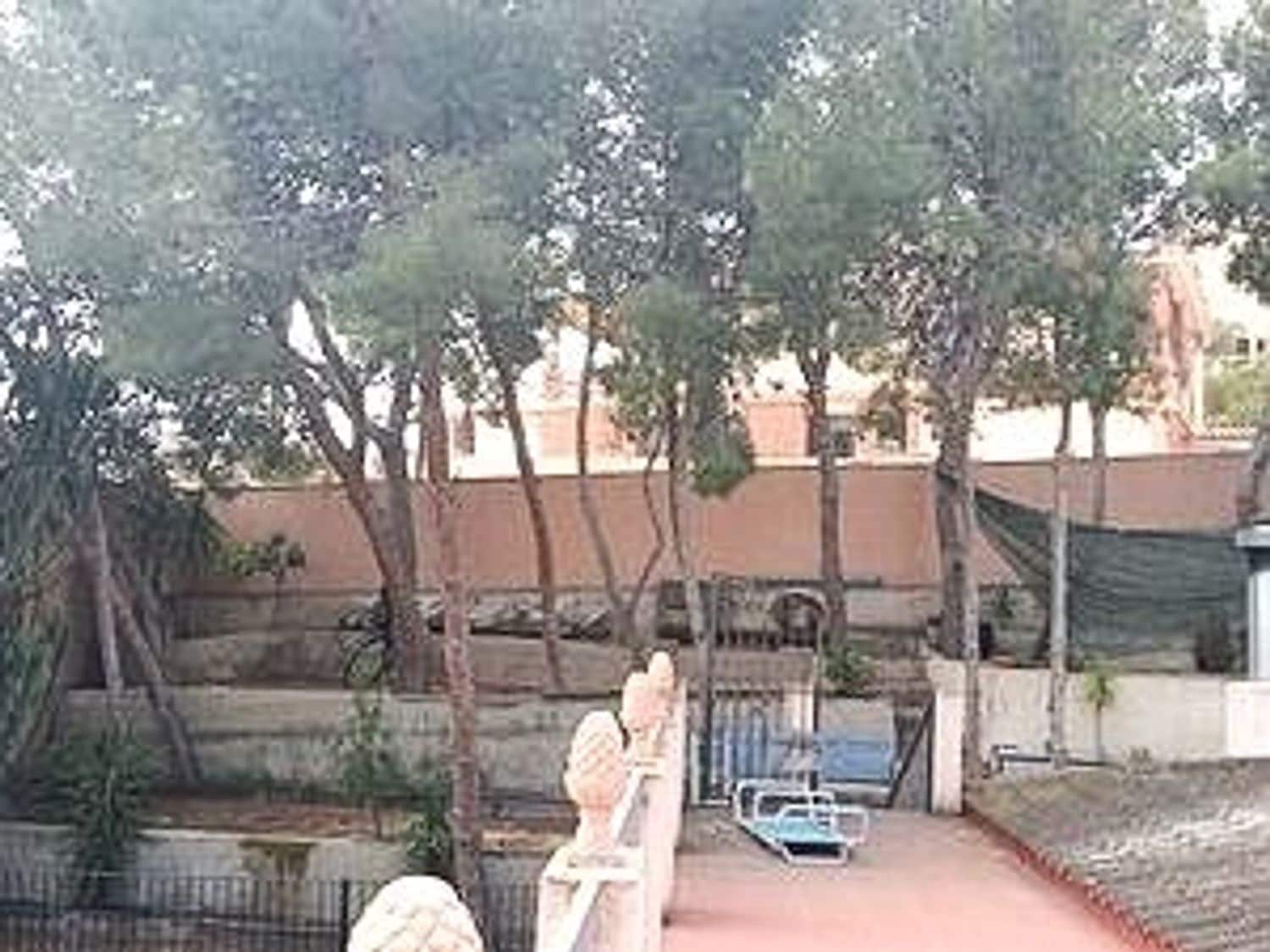 4 soverom Villa til salgs i El Campello med svømmebasseng garasje - € 840 000 (Ref: 8925471)