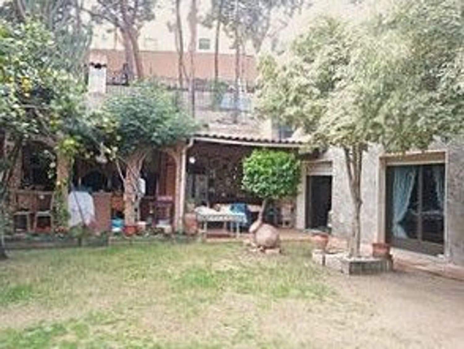 4 soverom Villa til salgs i El Campello med svømmebasseng garasje - € 840 000 (Ref: 8925471)