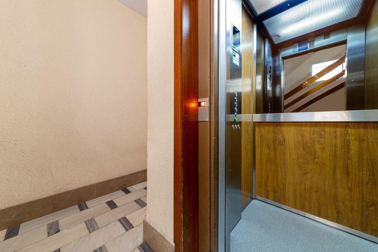 2 soverom Leilighet til salgs i Torrevieja med garasje - € 138 000 (Ref: 8945843)