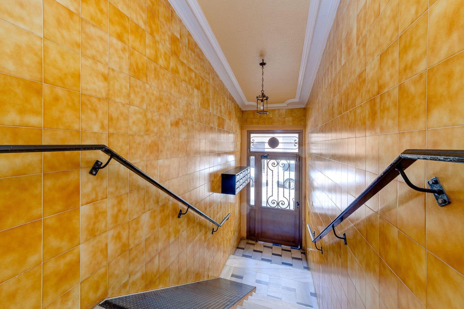 2 soverom Leilighet til salgs i Torrevieja med garasje - € 138 000 (Ref: 8945843)