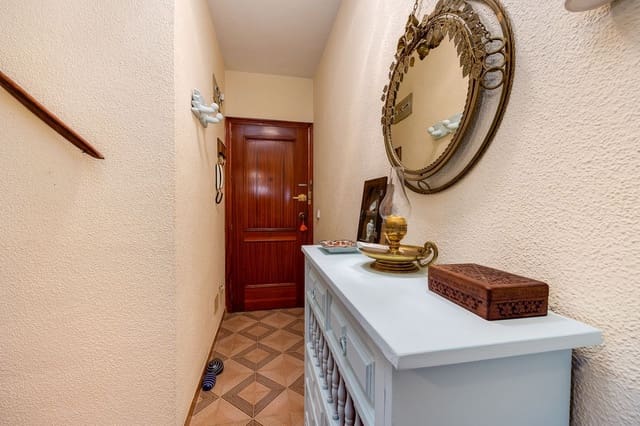 2 soverom Leilighet til salgs i Las Piscinas Naturales, Torrevieja med garasje - € 138 000 (Ref: 8945843)