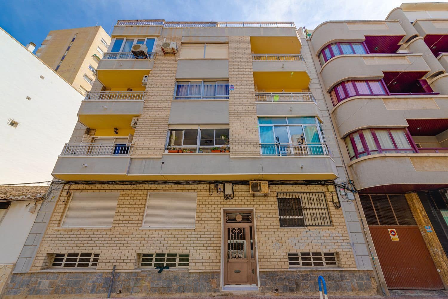 2 soverom Leilighet til salgs i Torrevieja med garasje - € 138 000 (Ref: 8945843)