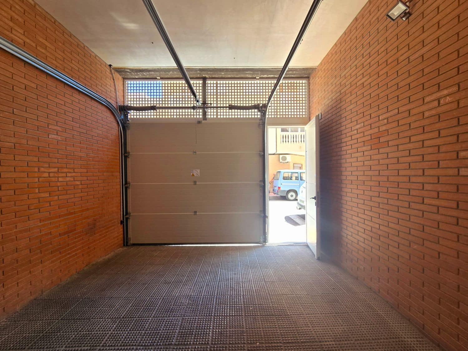 Garasje til salgs i El Campello - € 10 000 (Ref: 8954033)