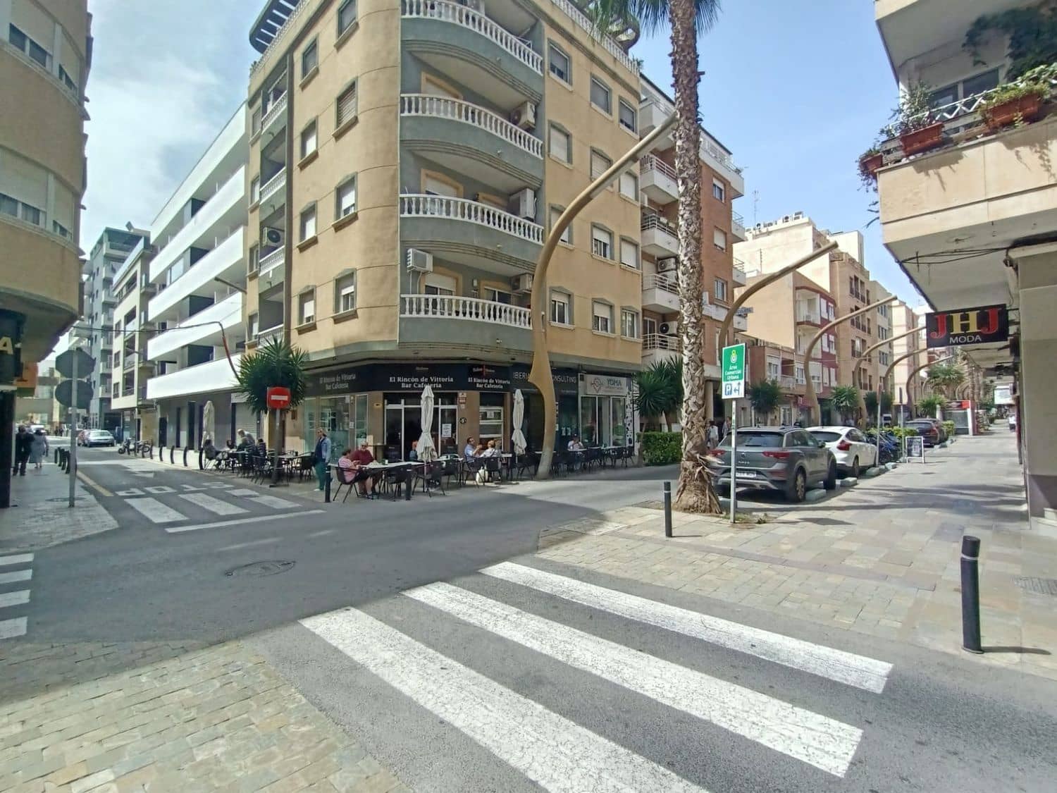 Local Commercial à vendre à Torrevieja - 156 000 € (Ref: 8969752)