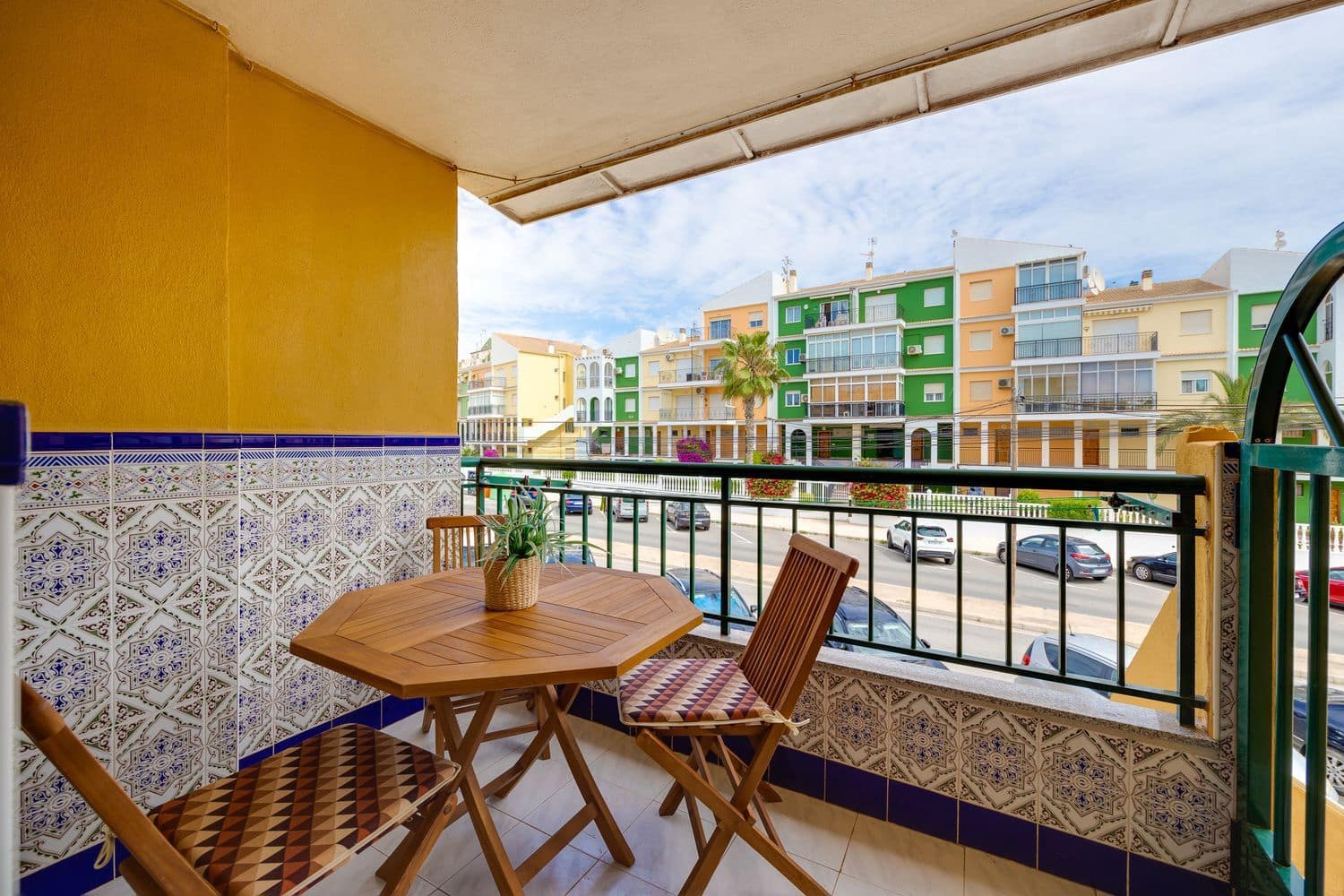 2 soveværelse Byhus til salg i La Veleta med garage - € 129.000 (Ref: 8980097)