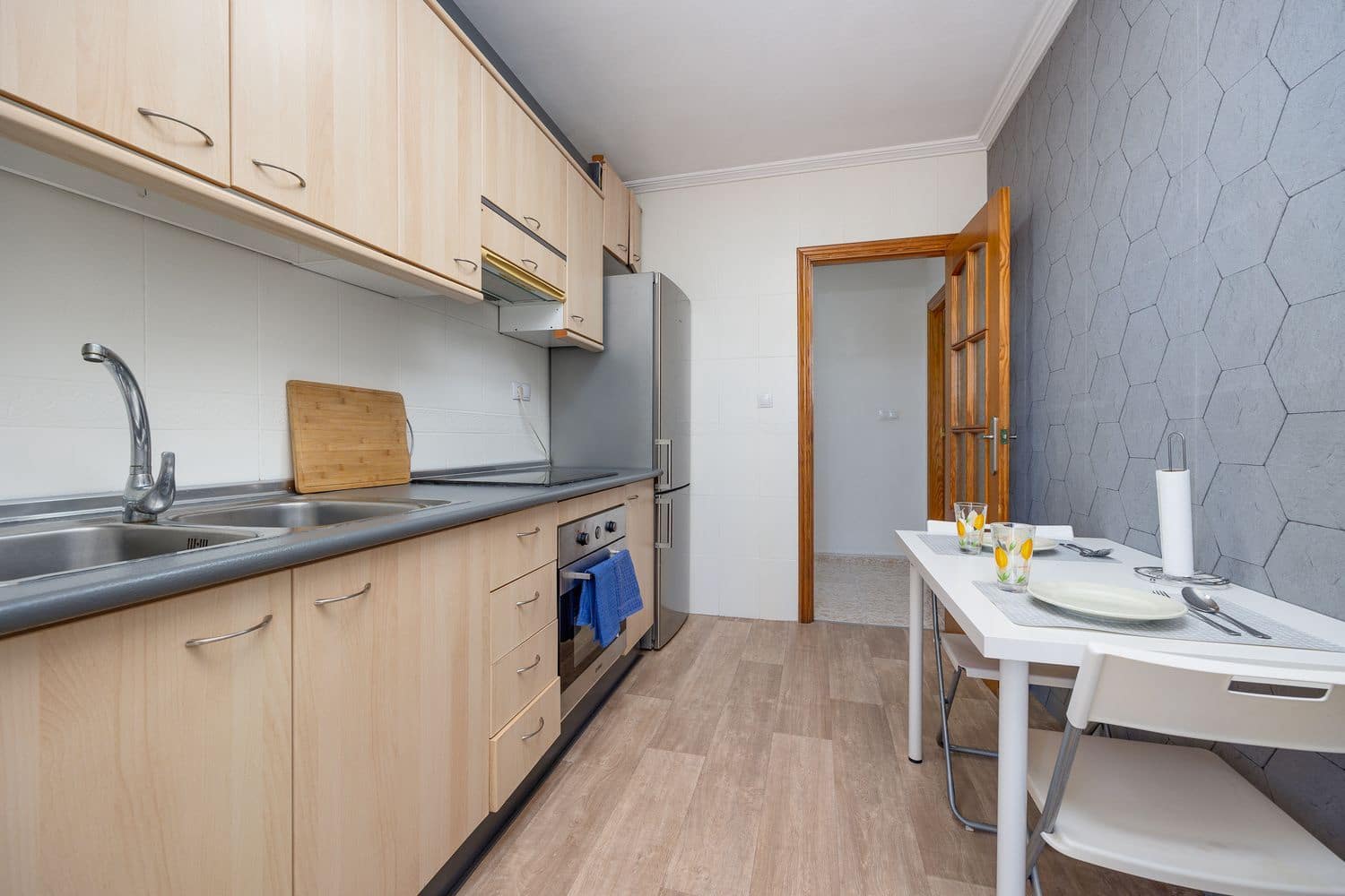 2 soveværelse Lejlighed til salg i Torrevieja med garage - € 139.900 (Ref: 9006693)