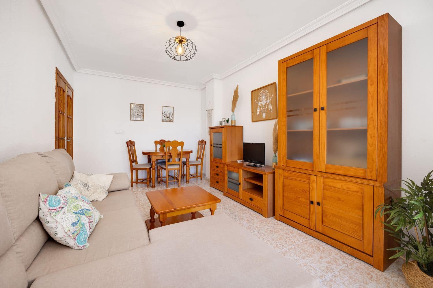 2 soveværelse Lejlighed til salg i Torrevieja med garage - € 139.900 (Ref: 9006693)