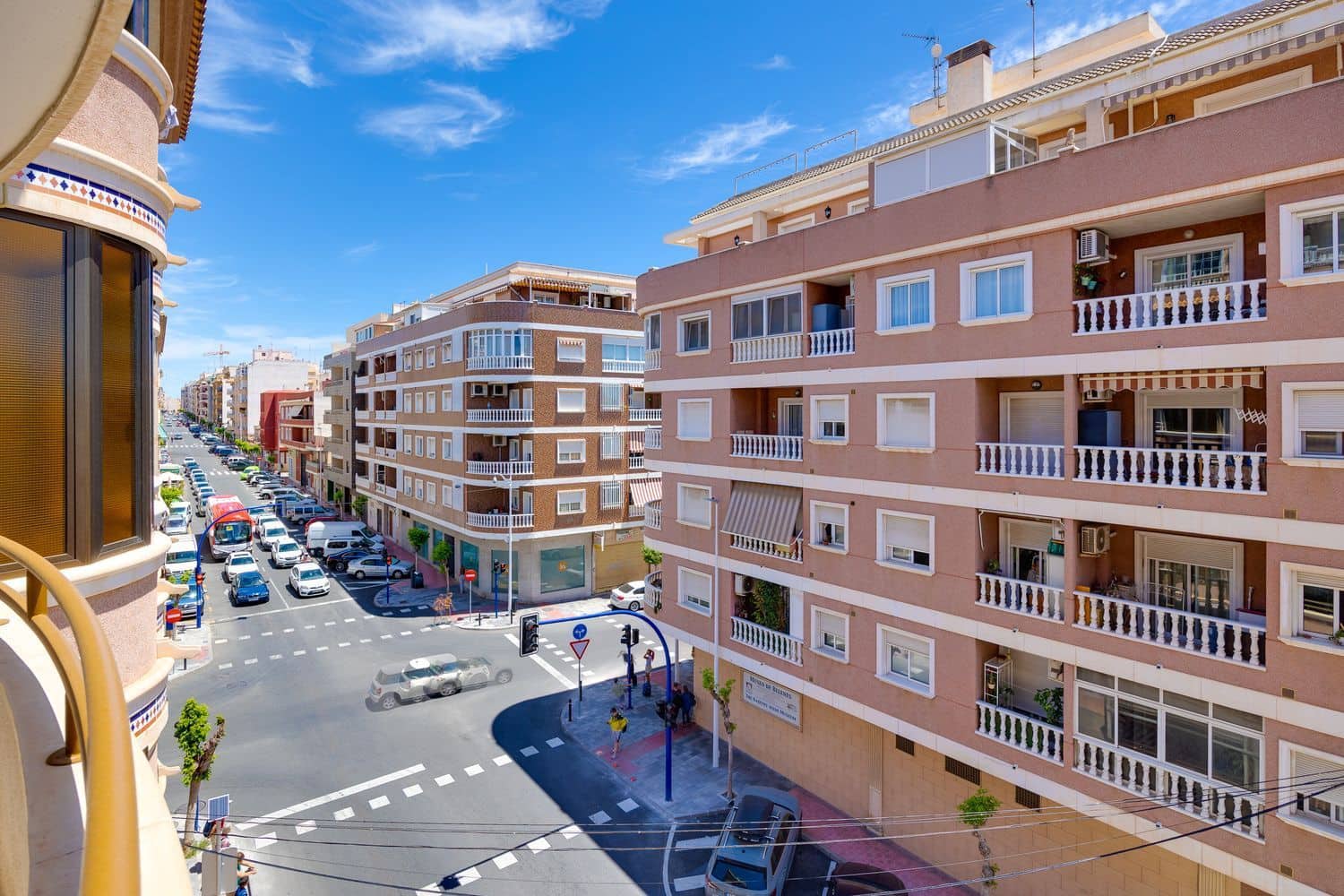 2 soveværelse Lejlighed til salg i Torrevieja med garage - € 139.900 (Ref: 9006693)
