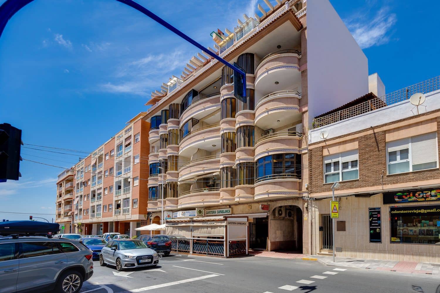 2 soveværelse Lejlighed til salg i Torrevieja med garage - € 139.900 (Ref: 9006693)