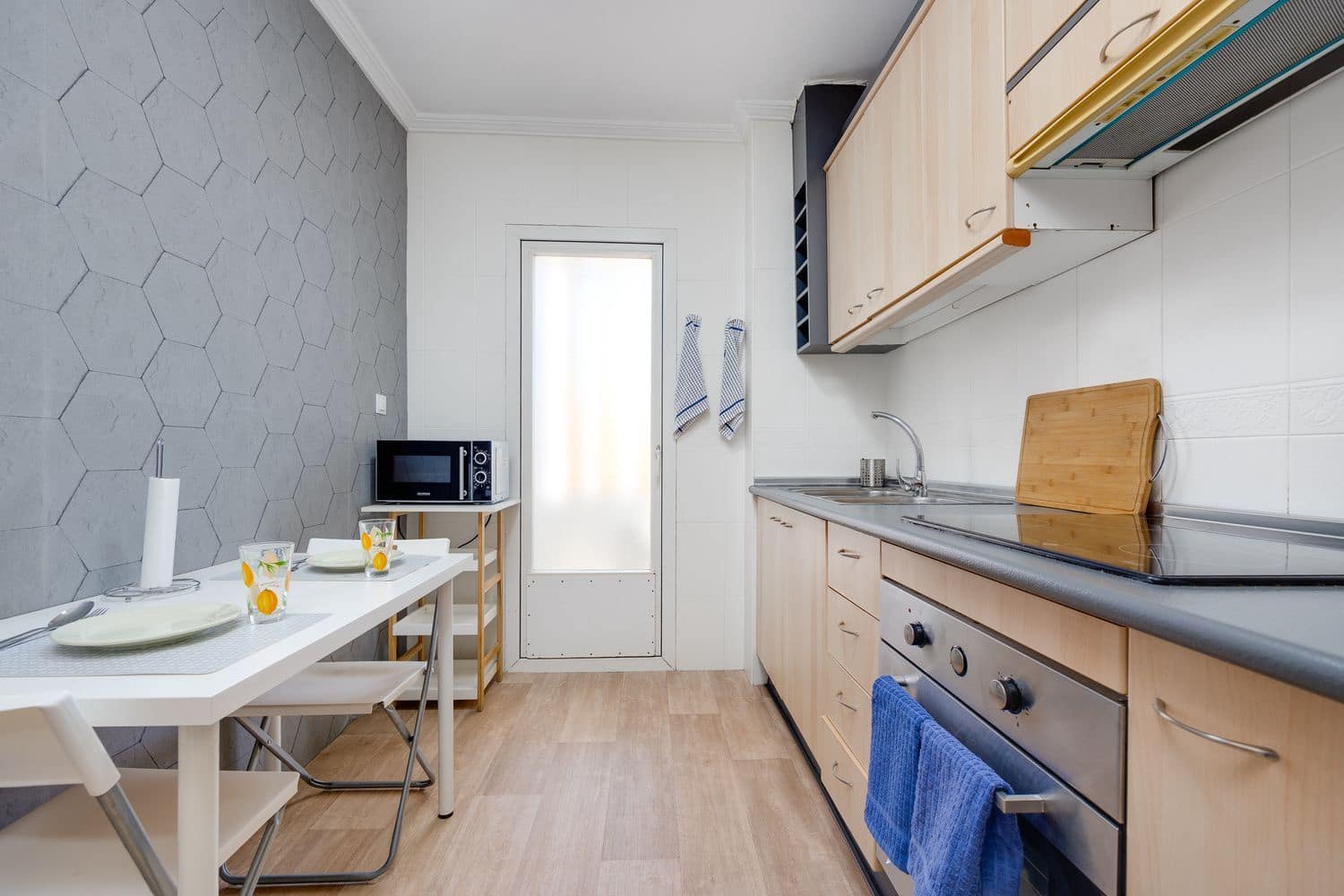 2 soveværelse Lejlighed til salg i Torrevieja med garage - € 139.900 (Ref: 9006693)