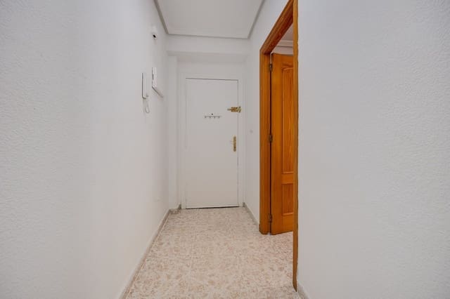 2 quarto Apartamento para venda em Parque de las Naciones, Torrevieja com garagem - 139 900 € (Ref: 9006693)