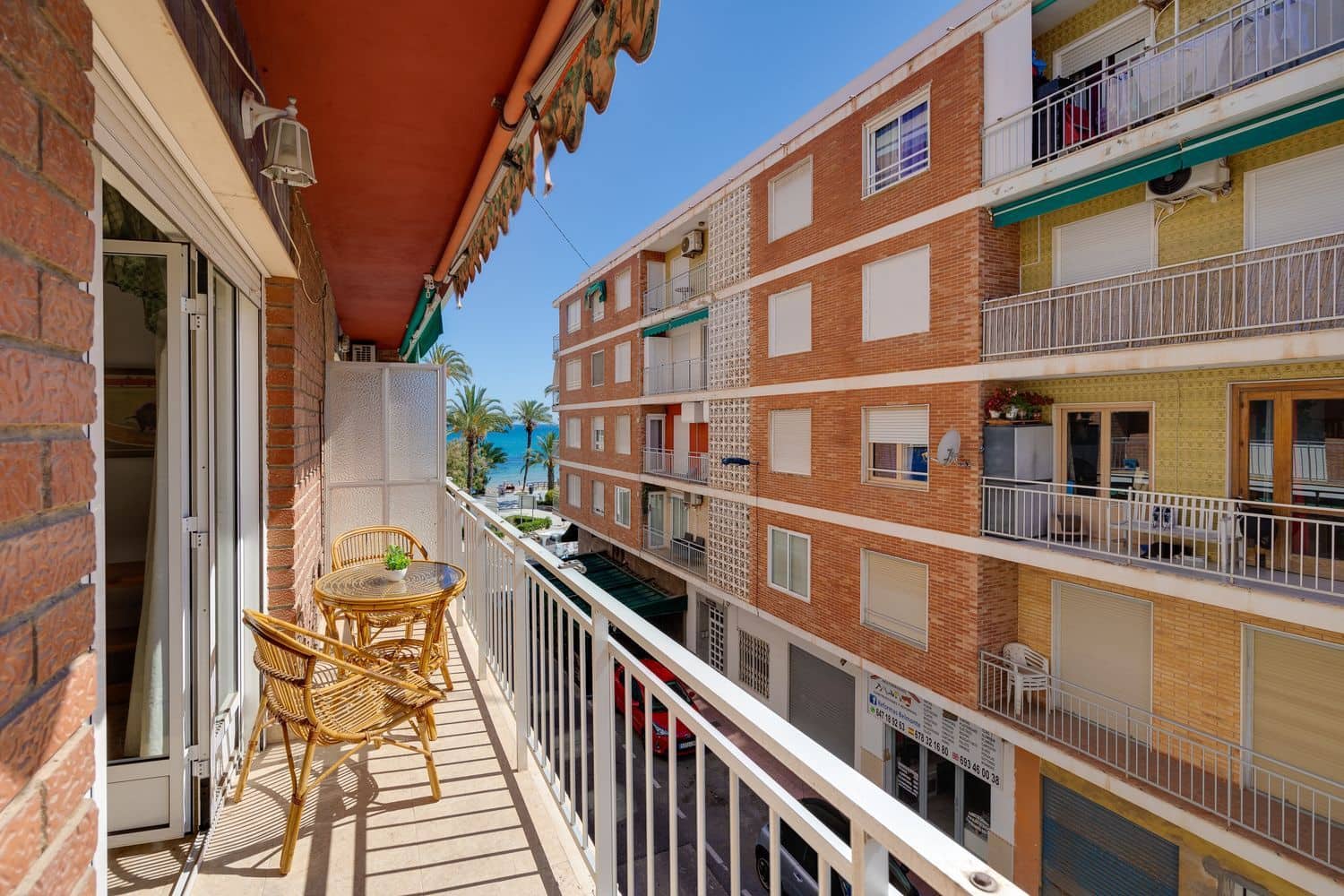 3 soveværelse Lejlighed til salg i Torrevieja med garage - € 179.000 (Ref: 9016770)