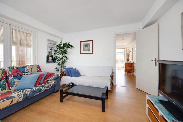 3 bedroom Apartment for sale in Playa de Muchavista, El Campello with pool garage - € 375,000 (Ref: 9030839)