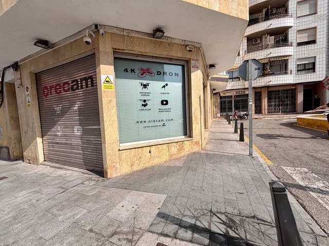 Business for sale in Puerto Deportivo, Torrevieja - € 190,000 (Ref: 9036392)