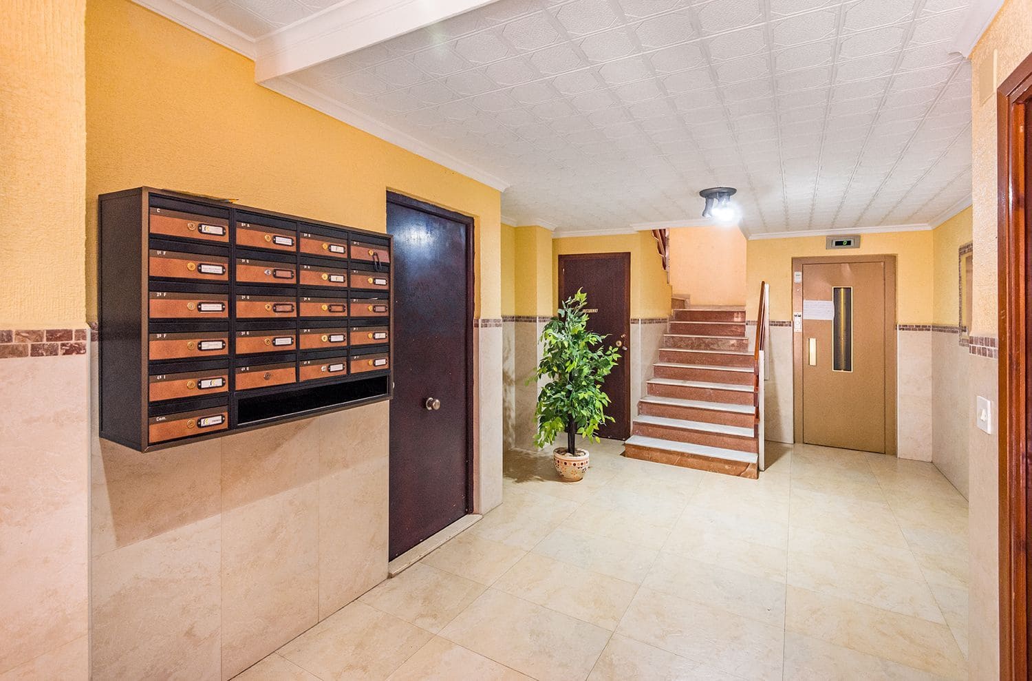 3 slaapkamer Appartement te koop in Torrevieja met garage - € 155.000 (Ref: 9062046)