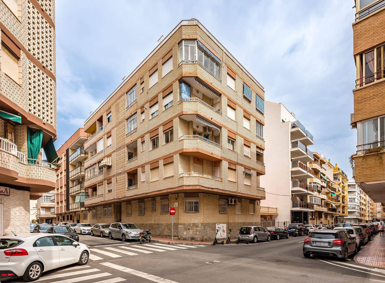 3 slaapkamer Appartement te koop in Torrevieja met garage - € 155.000 (Ref: 9062046)