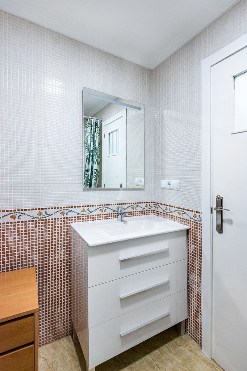 2 soveværelse Lejlighed til salg i Torrevieja med swimmingpool garage - € 134.900 (Ref: 9074657)