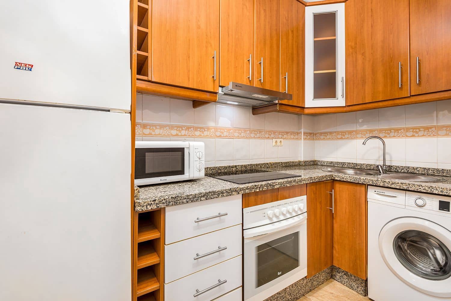 2 soveværelse Lejlighed til salg i Torrevieja med swimmingpool garage - € 134.900 (Ref: 9074657)