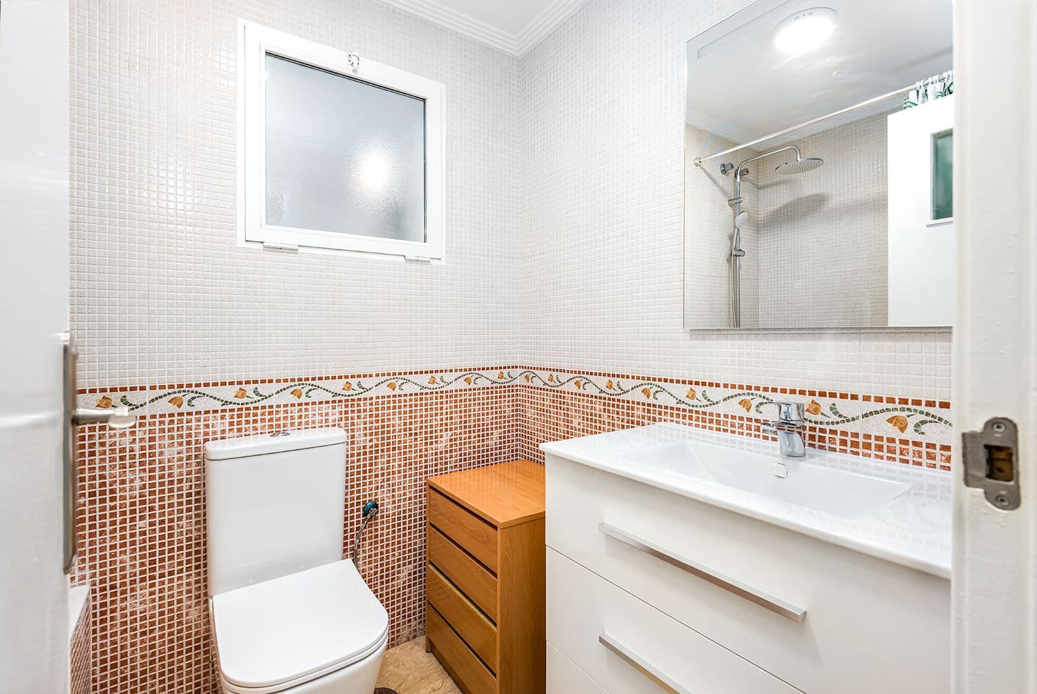 2 soveværelse Lejlighed til salg i Torrevieja med swimmingpool garage - € 134.900 (Ref: 9074657)