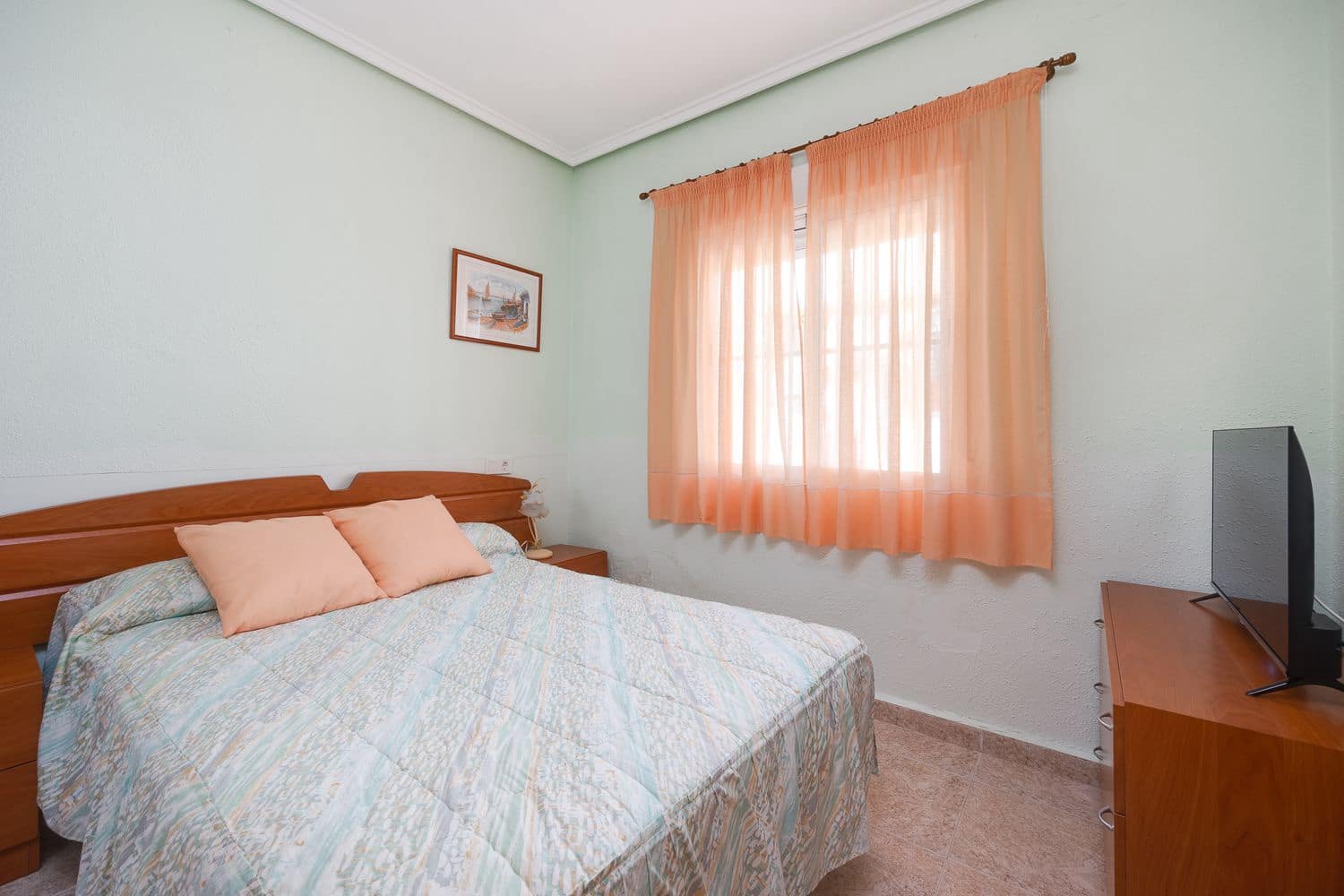 Casa de 2 habitaciones en Torrevieja en venta con garaje - 98.000 € (Ref: 9095915)