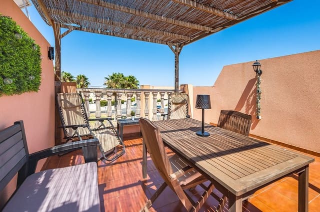 3 soveværelse Byhus til salg i El Chaparral - La Siesta - La Torreta, Torrevieja med swimmingpool garage - € 219.000 (Ref: 9118416)